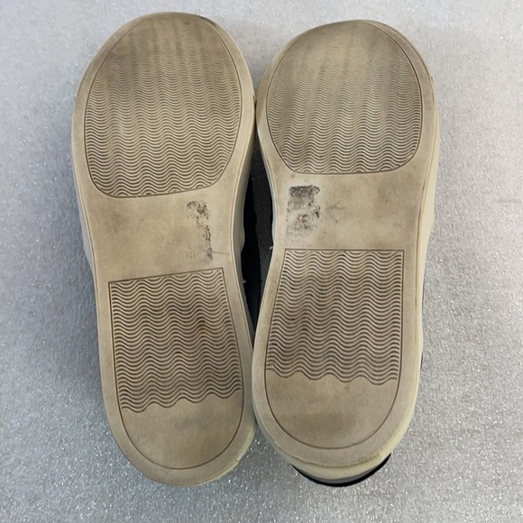 THE RAIL “NATHAN” Leather Slip Ons - Picture 7 of 10